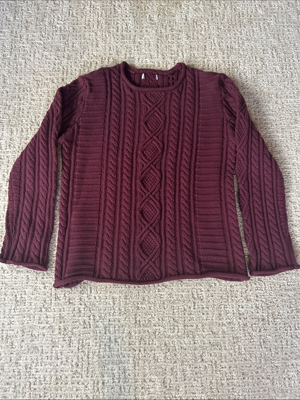 Women's Cable Knit Crewneck Sweater in Burgundy. NWOT
